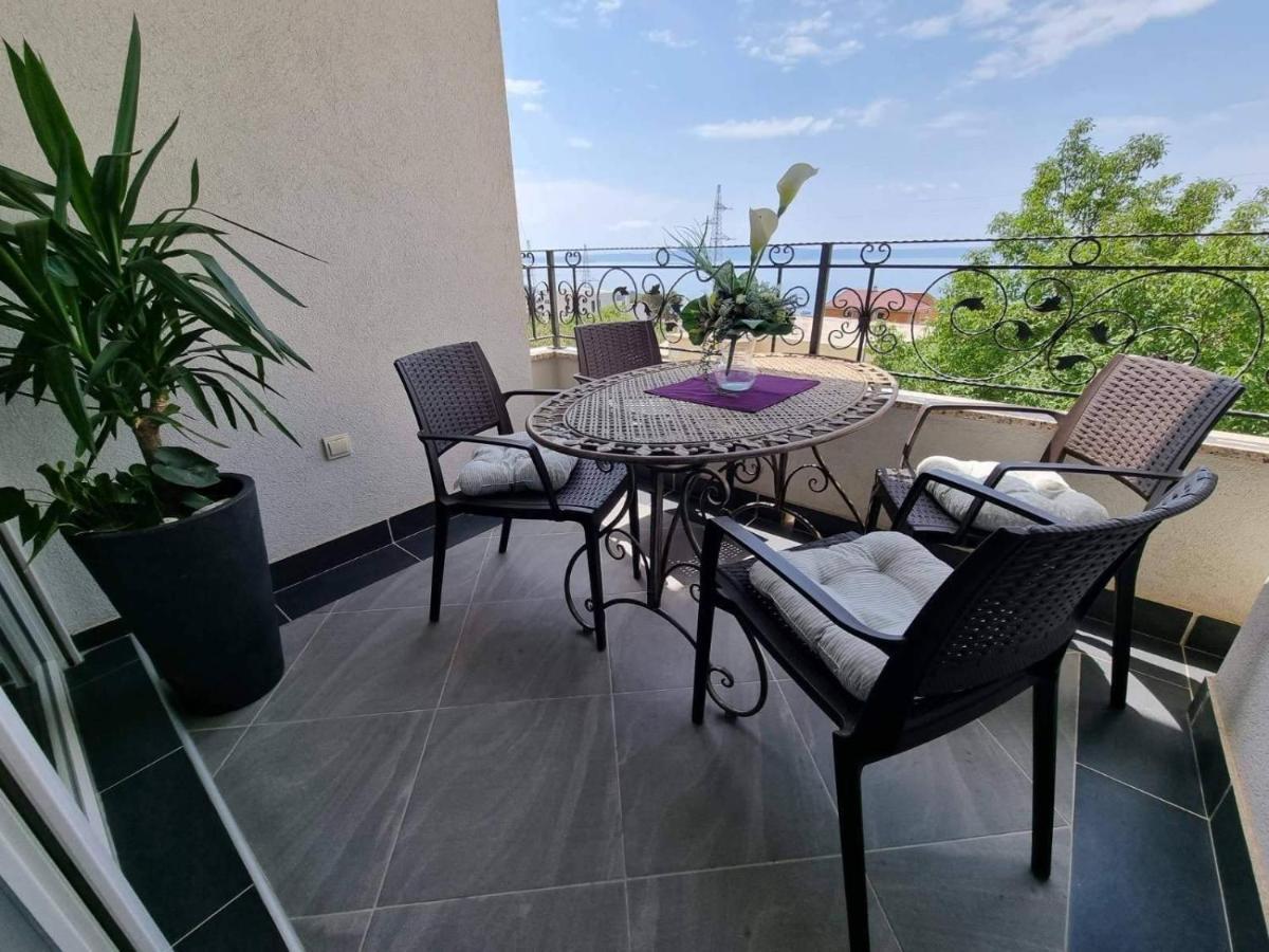 Apartment Tomic 2 Makarska Kültér fotó